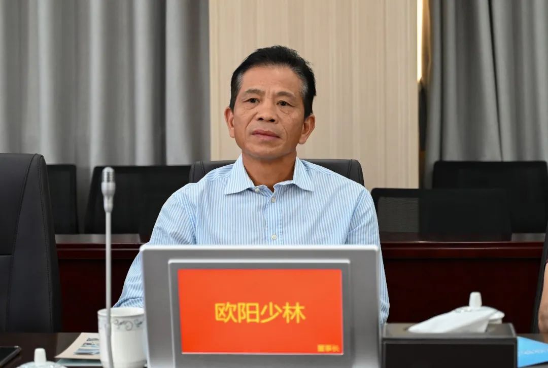 广州华夏职业学院欧阳少林董事长一行莅临我校参观交流2.jpg