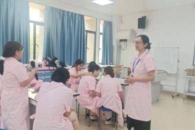 生命教育活动月 ∣ 一颗葡萄干的正念之旅，活在当下遇见温暖力量